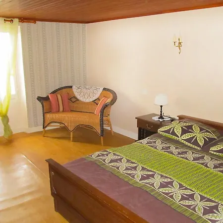 Casa de Férias Holiday Belherbette